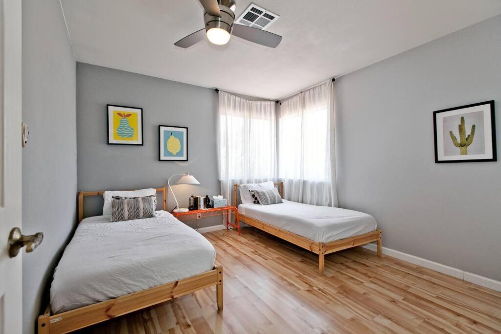 Bright, Modern 4Br With Beautiful Backyard & Pool! Βίλα Λας Βέγκας Εξωτερικό φωτογραφία