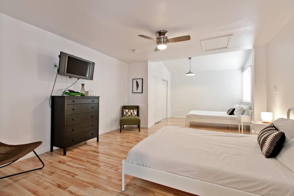 Bright, Modern 4Br With Beautiful Backyard & Pool! Βίλα Λας Βέγκας Εξωτερικό φωτογραφία