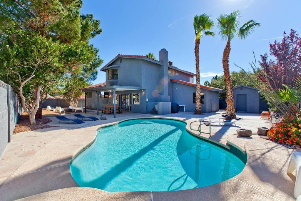 Bright, Modern 4Br With Beautiful Backyard & Pool! Βίλα Λας Βέγκας Εξωτερικό φωτογραφία